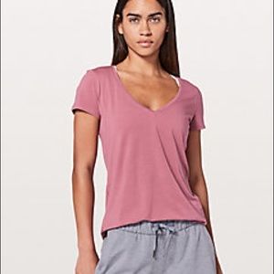 Lululemon Love Tee V